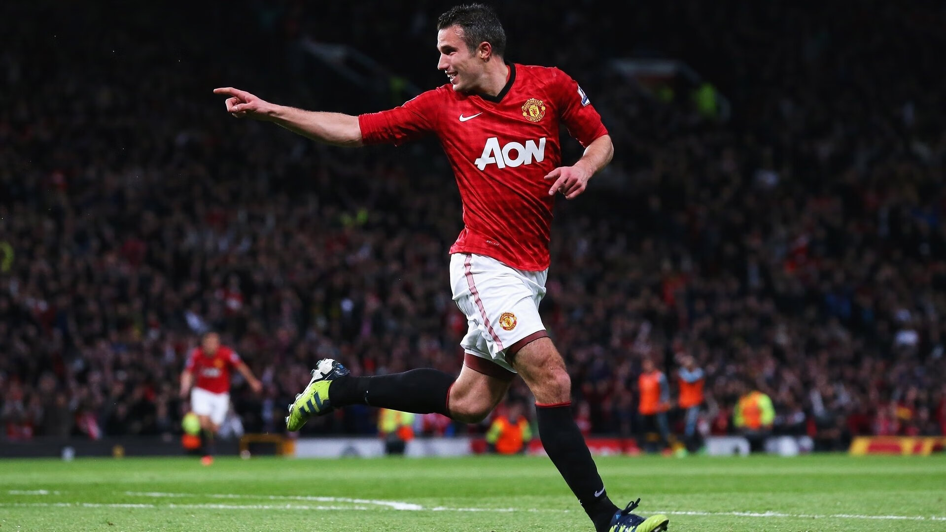 开云体育官方网站-切尔西2-2平卡拉巴赫，欧冠失利引发球队关注，切尔西卡拉宝球衣